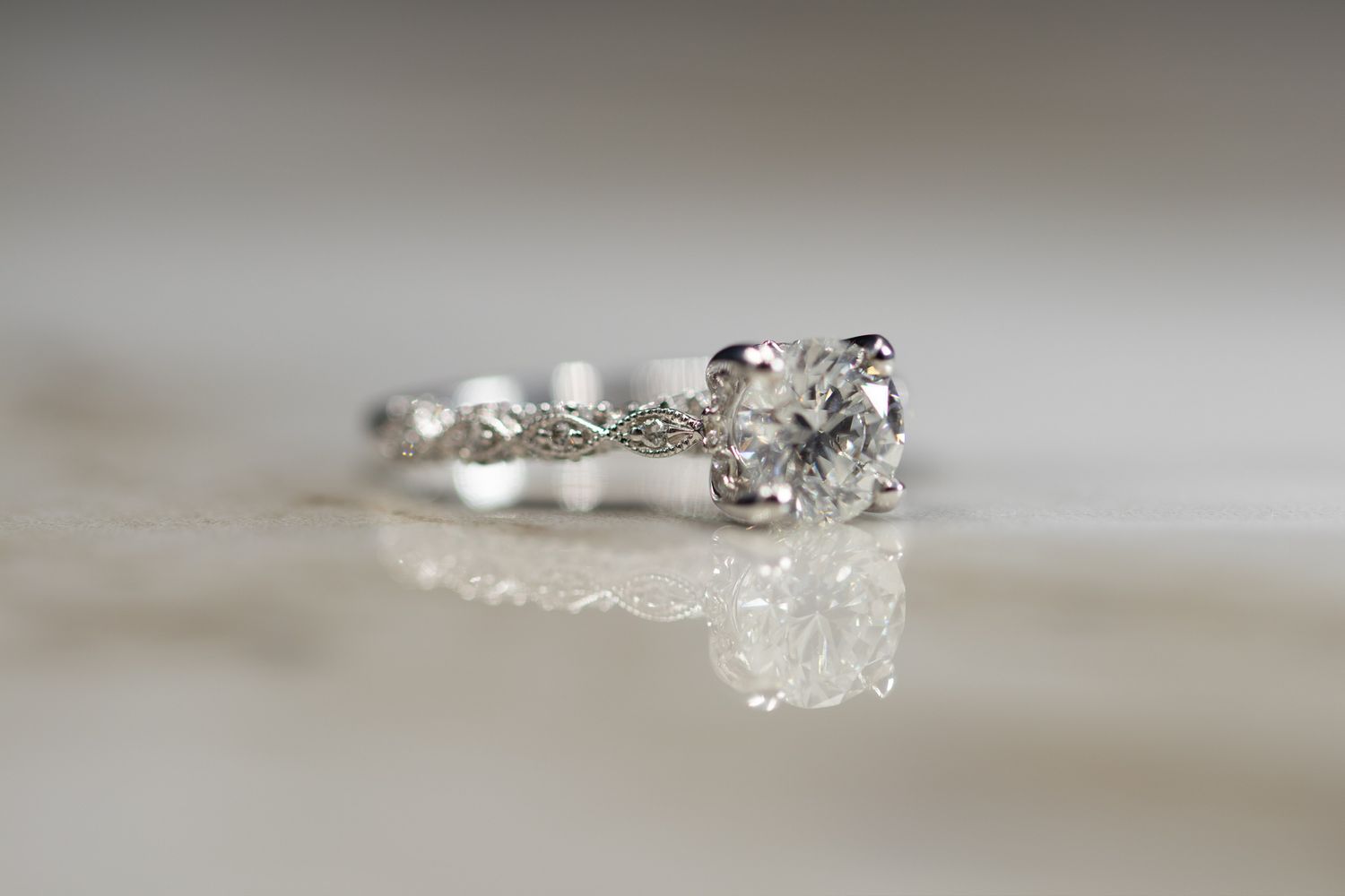 Solitaire Engagement Ring 18kt WG 2.73gr 1.20ct Si-2-F VG Centre 0.35ct 74 RD Band Natural Size 6 RN00238