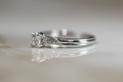 4 Prong Engagement Ring 18kt WG 2.23gr 0.34ct VS1 Natural Center 0.03ct Band 4RD Size 6 RN00241