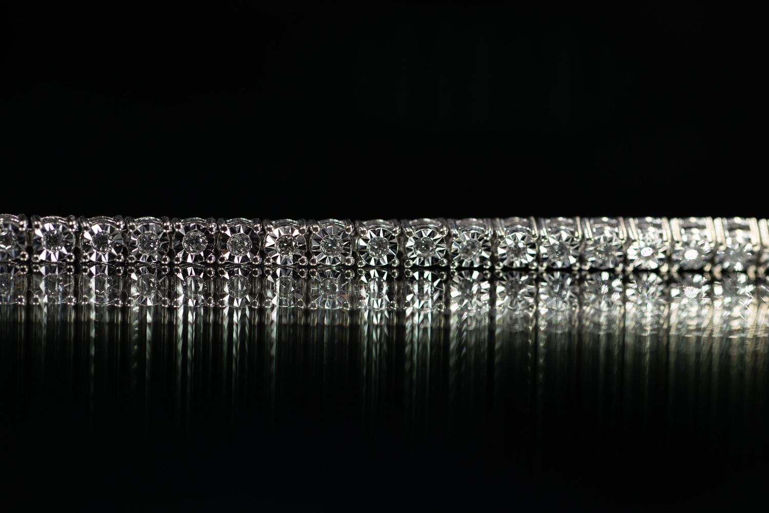 Diamond Tennis Bracelet 10kt WG 11.2gr 7" 1.5mm 0.76cttw Natural 48 pcs BR000388