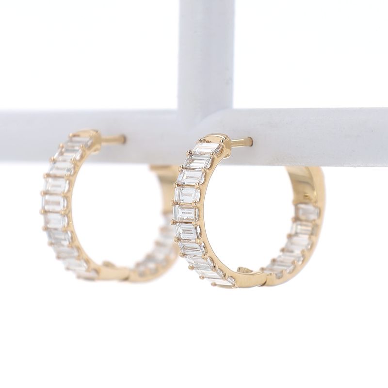 Diamond Baguette Hoops 14kt YG 5.97gr LAB 3.08cttw VVS D-F ER00207