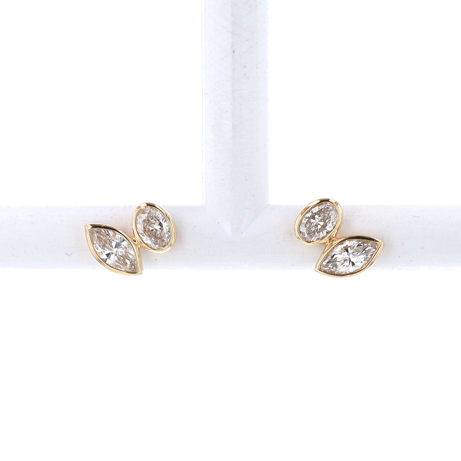 Duo Diamond Studs Marquise/Oval 14kt YG 1.48gr LAB 1.64cttw VVS D-E Color ER00209
