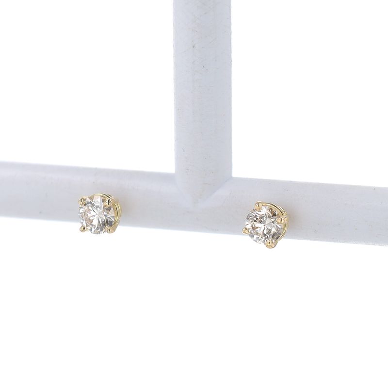 4 Prong Diamond Studs Natural 18kt YG 0.80cttw SI-GH EYE CLEAN  THREADED SCREW BACKS ER00212