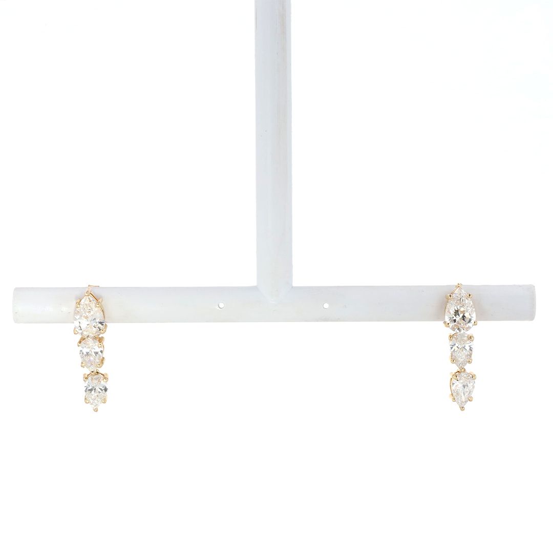 Tri Oval Diamond Earrings 14kt YG 4.60cttw LAB 3.5gr ER00215