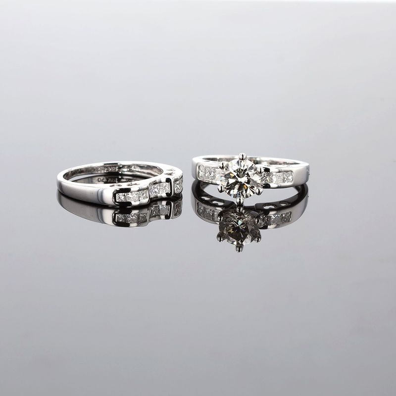 Round Brilliant Diamond Engagement Ring 18kt WG 6.45gr 1.10ct Centre Natural SI1-J-K 0.30ct Natural Band VS1-VS2 G-H RN00266C