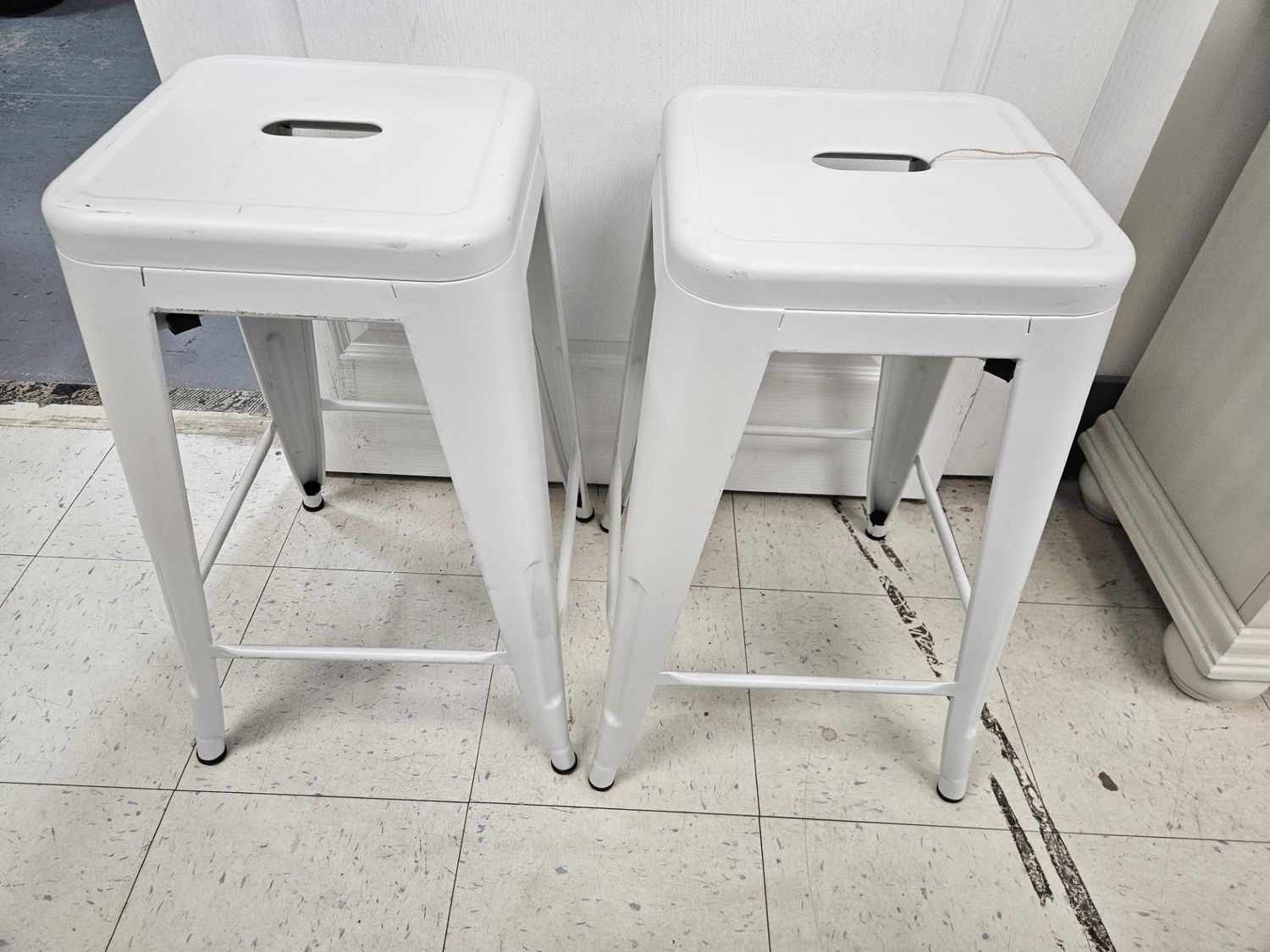 Set of 2 - 24&quot; Counter Height Backless Stools