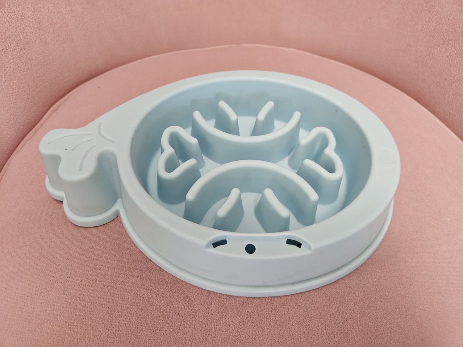 Pomoko Slow Feeding Whale Shaped Pet Bowl, Blue