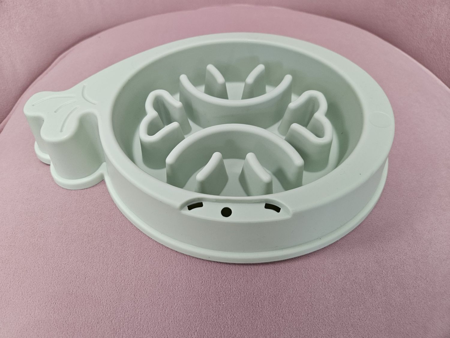 Pomoko Slow Feeding Whale Shaped Pet Bowl, Green