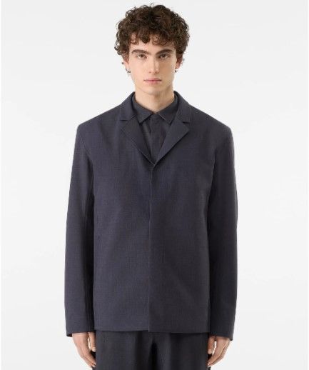 Veilance Spere Tech Wool Men&#39;s Blazer, Medium