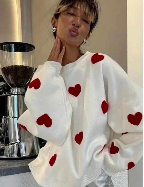 Temu Knitted Heart Pattern Sweater, Small