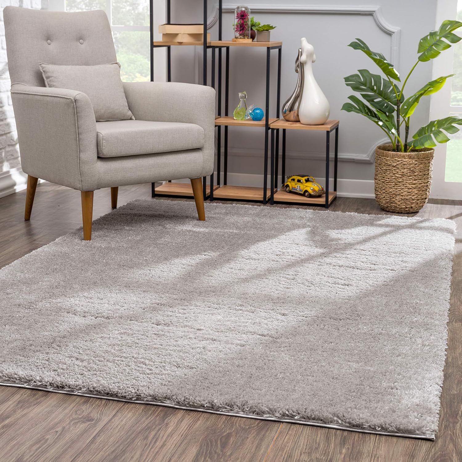 Rug Branch Retro 4&#39; x 6&#39; Shag Indoor Area Rug