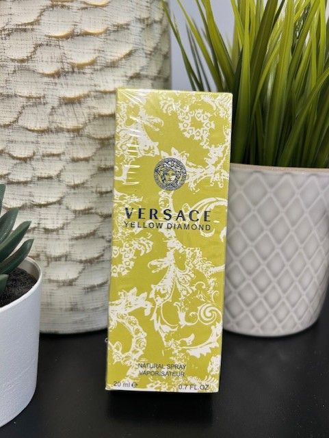 Versace  Yellow Diamond Natural Spray 20ml