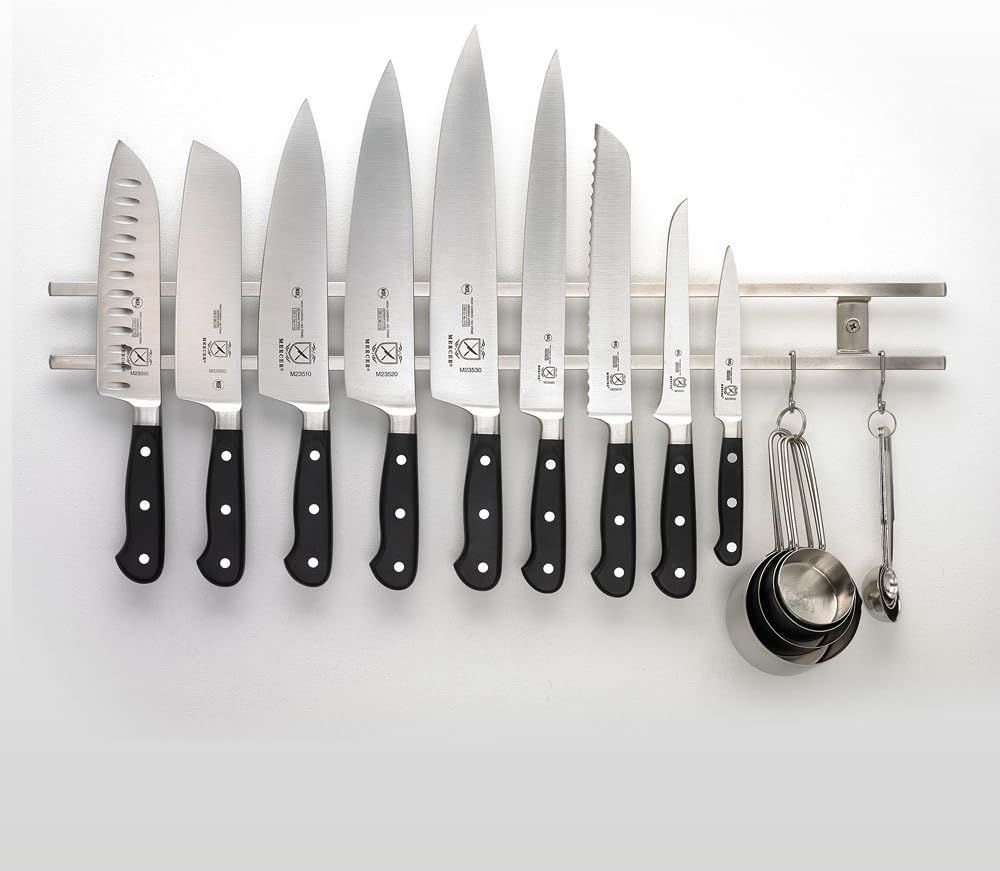 Mercer Culinary 24&quot; Magnetic Knife Bar