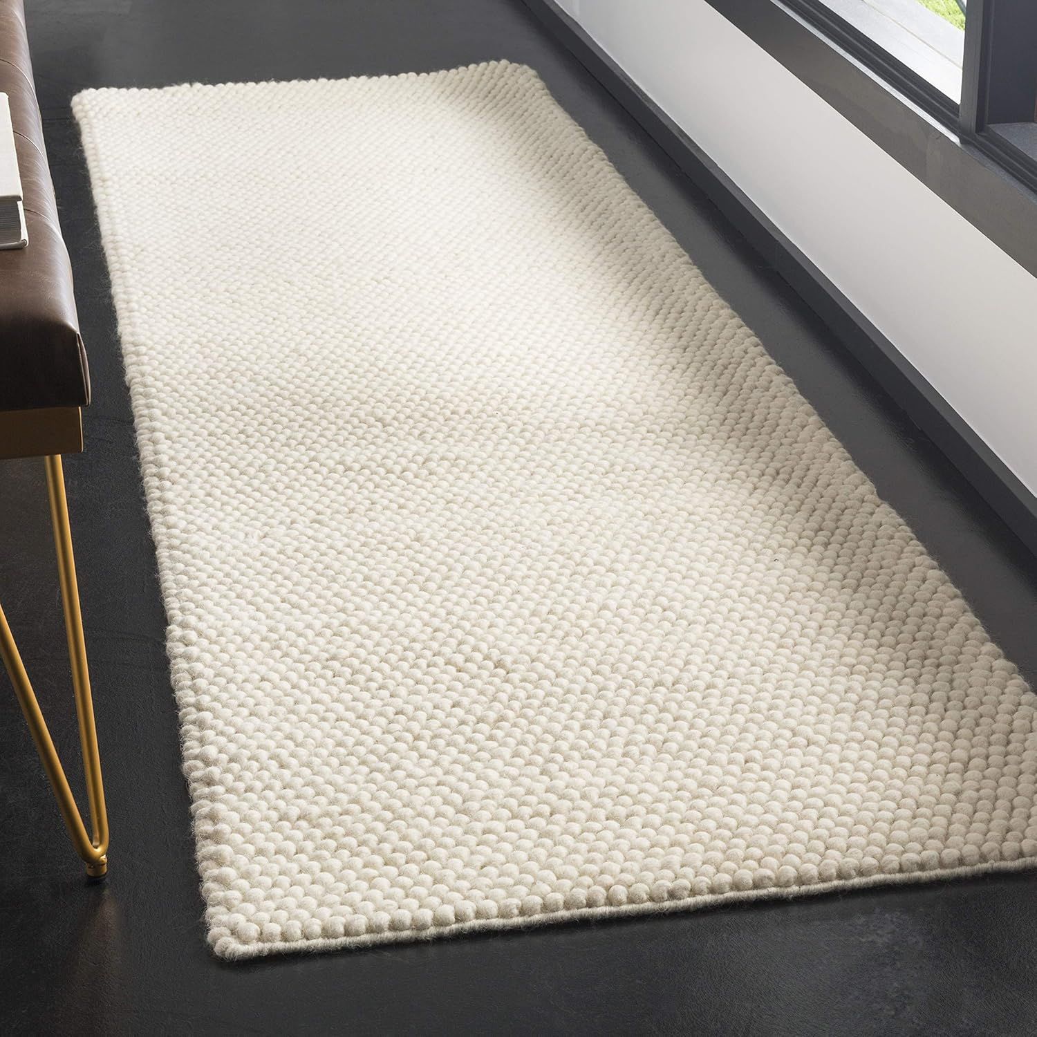 Safavieh Natural Collection Ivory Premium Wool Runner, 2&#39;3&quot; x 6&#39;