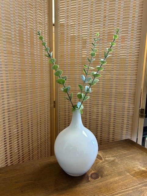 White Murano Glass Vase; Solid
