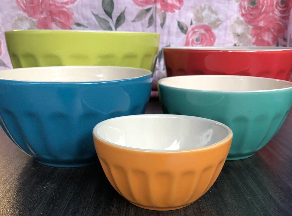 5 Piece Mayfair &amp; Jackson Vintage Mixing Bowl Set