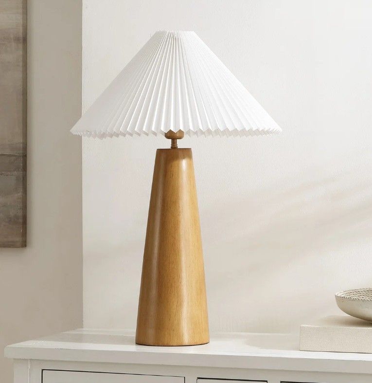 *Imperfect* Joss &amp; Main Poppy Resin Table Lamp