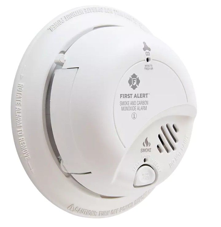BRK First Alert Smoke &amp; CO Carbon Monoxide Detector