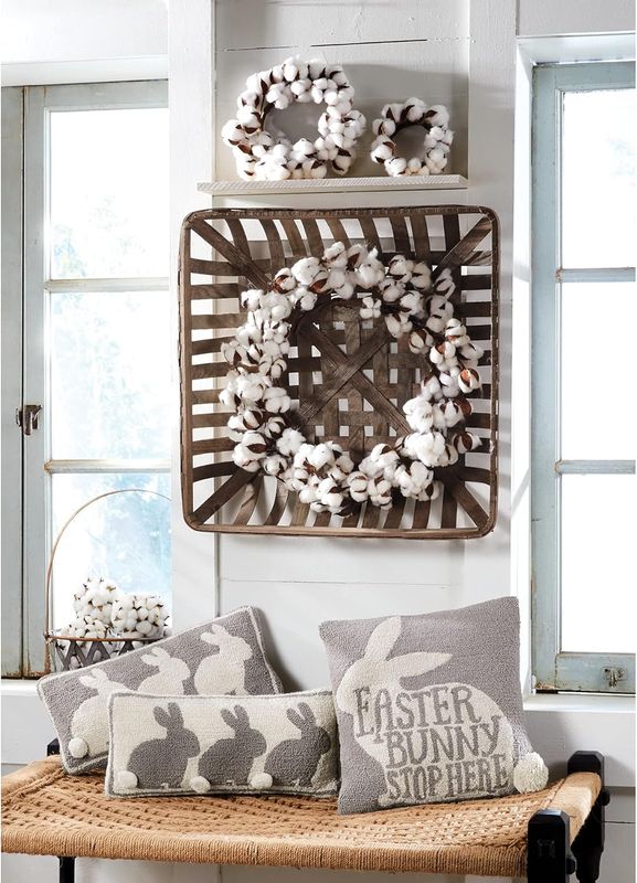 Mud Pie  Tobacco Basket 25" x 25"