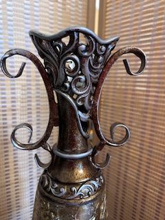 Vintage-Inspired Elegant Brown Decorative Vase