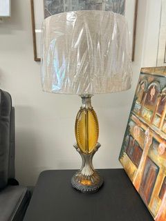 Art Decor Style Amber Lamp