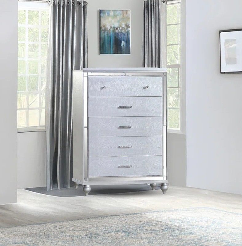 *Imperfect* House of Hampton Denard 5-Drawer Chest