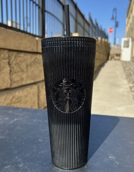 Starbucks Black Pleated Plastic 24oz Venti Iced Tumbler