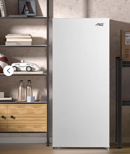 *Imperfect* Arctic King 7.1 Cu. ft. 2-in-1 Convertible Freezer