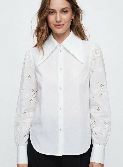 SB 21, White Eyelet Blouse