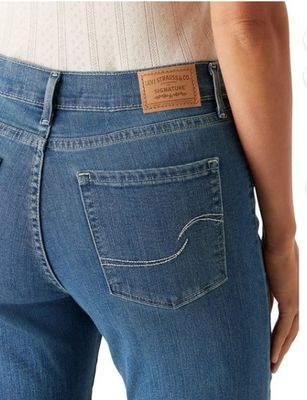 Levi Strauss Signature mid rise straight jeans Size 4M