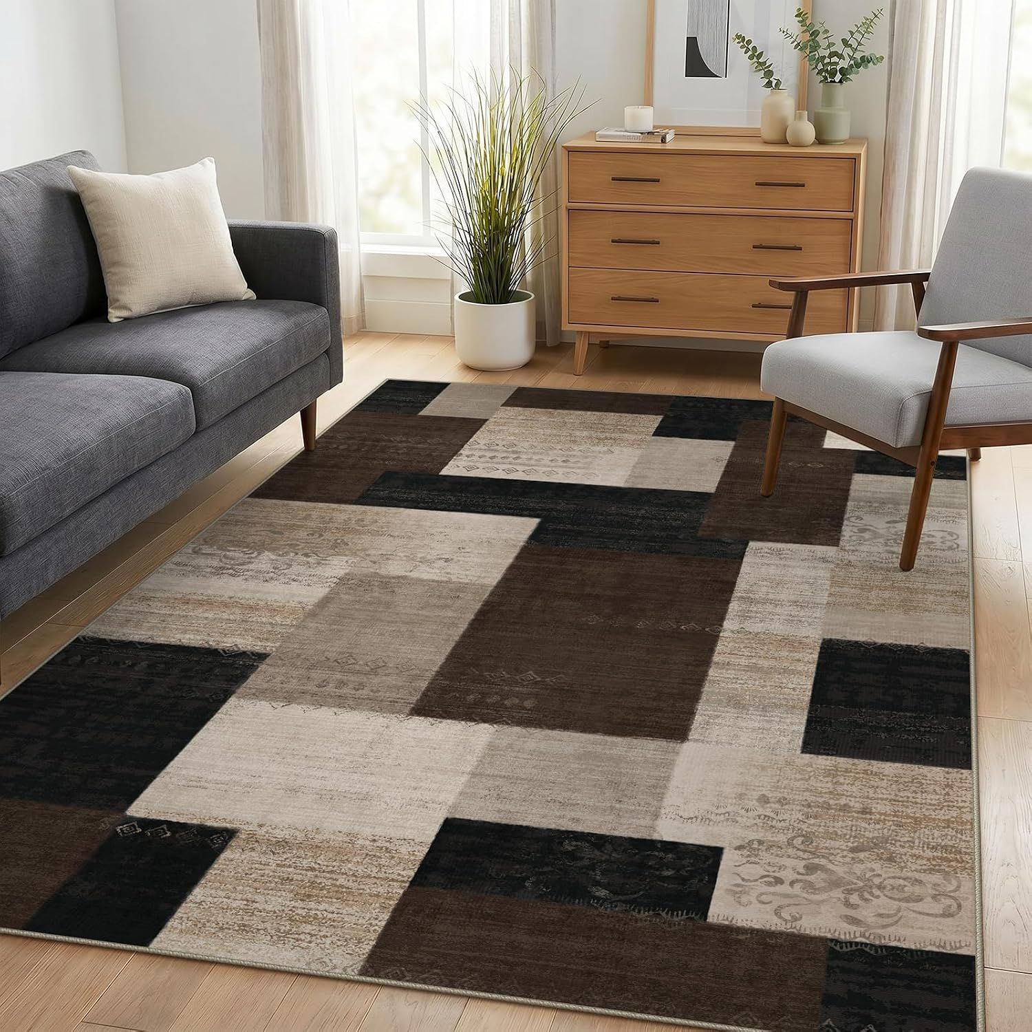 Hroza 8'x10' Modern Geometric Area Rug