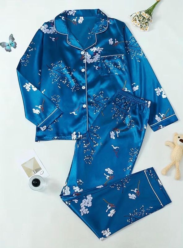 Four Season Pajamas Set