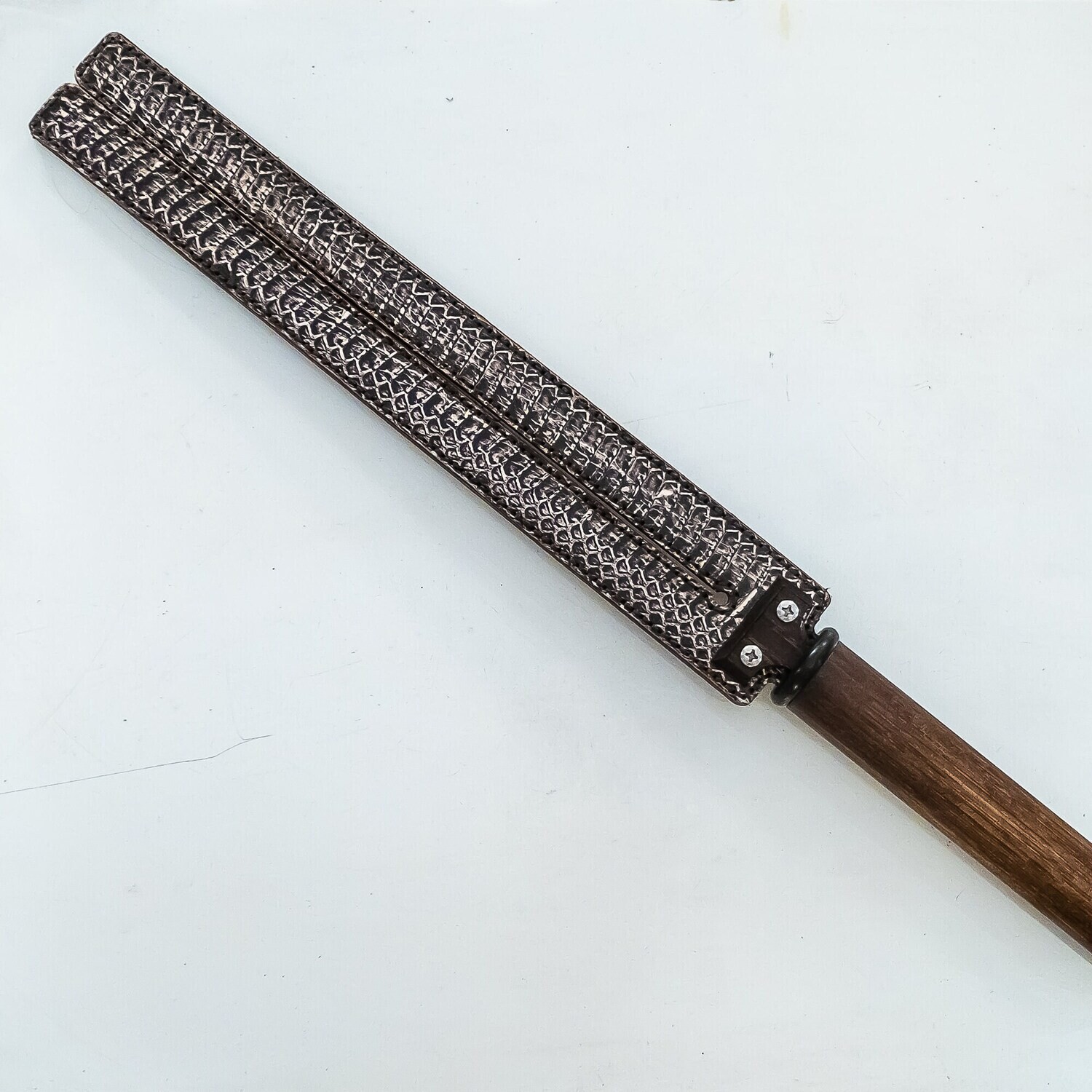 Tawse/Watersnake. 51cm/20&quot;, aus geschichtetem Leder 