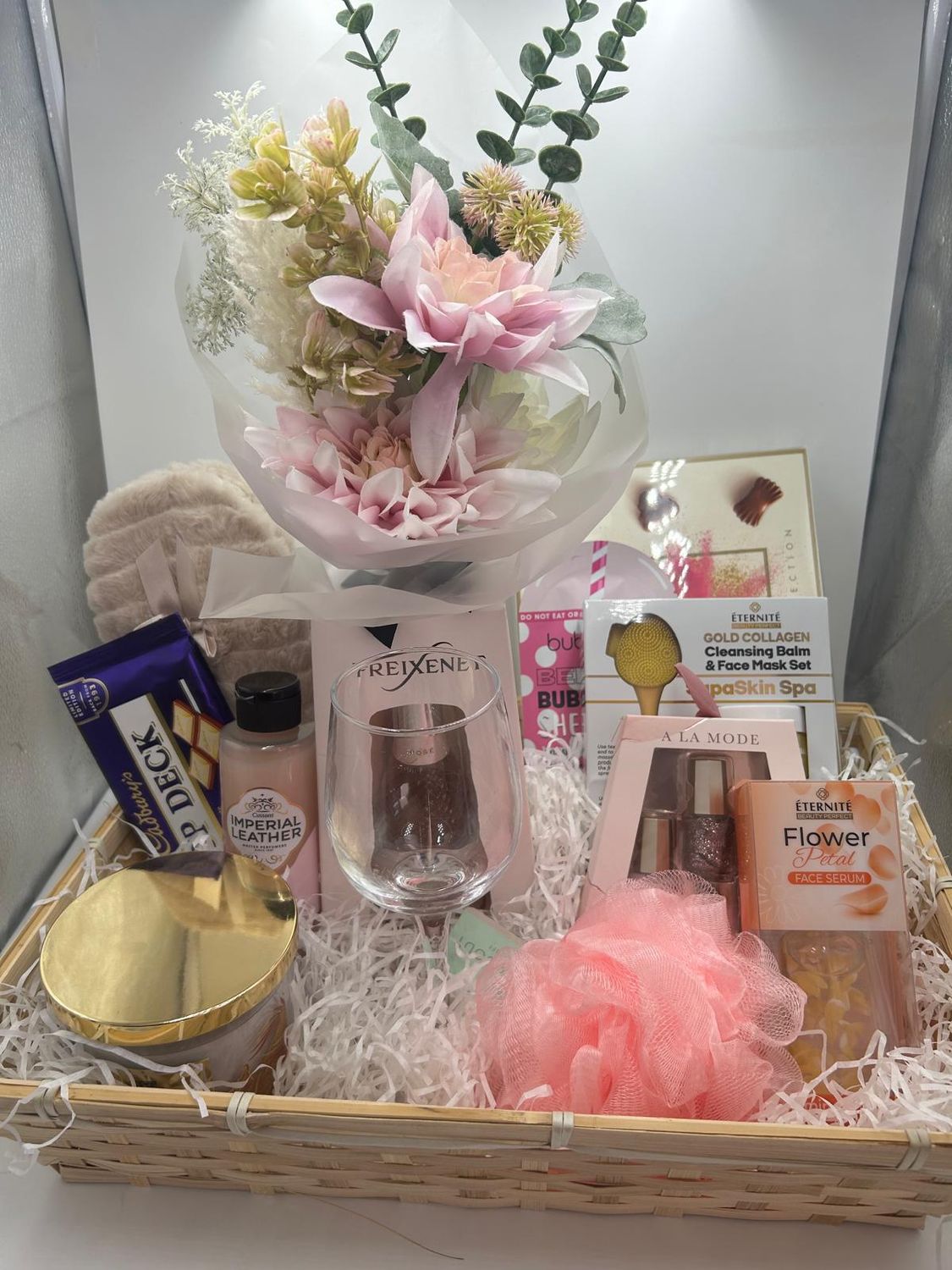 OSY Hampers Luxury Gift Collection