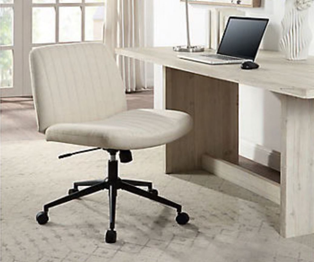 Berkley Jensen Extra Wide Home Office Desk Chair - Beige