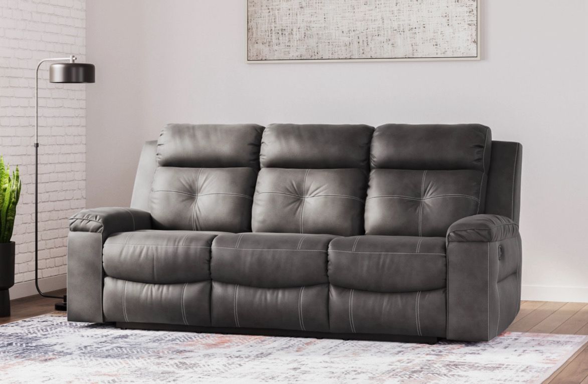 Signature Design By Ashley - Jesolo  Manuel Reclining  Sofa