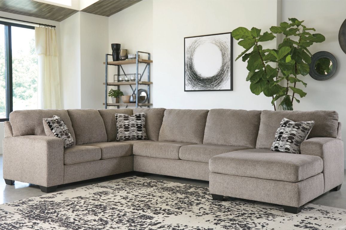 Ballinasloe 3-Piece Sectional with Chaise By Ashley Design