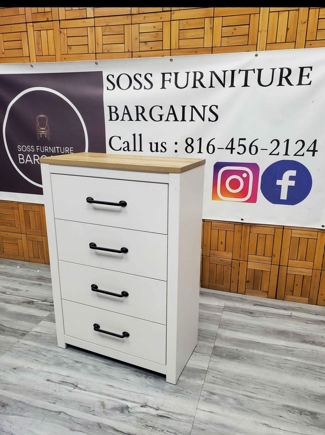 Bedroom 4-Drawer Linnocreek Chest Of Drawers-B3340-44 By Ashley Furniture