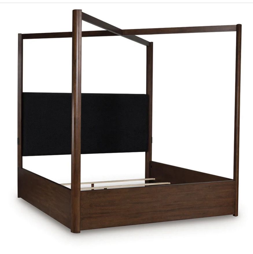 Kendamor King Canopy Bed With USB Charging Station Kendamor King Canopy Bed With USB Charging Station