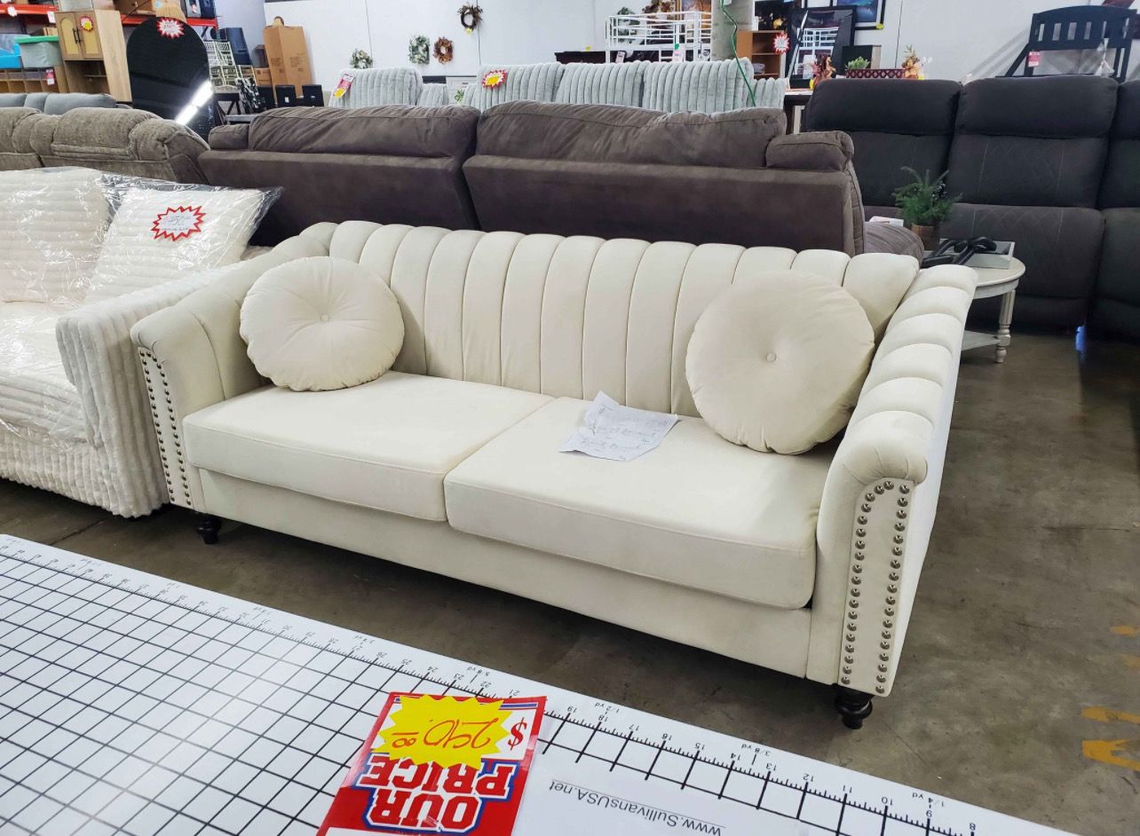 Modern Velvet Upholstered Sofa Couch, 3 Seat Tufted Back with Nail Arms and 2 pillows,