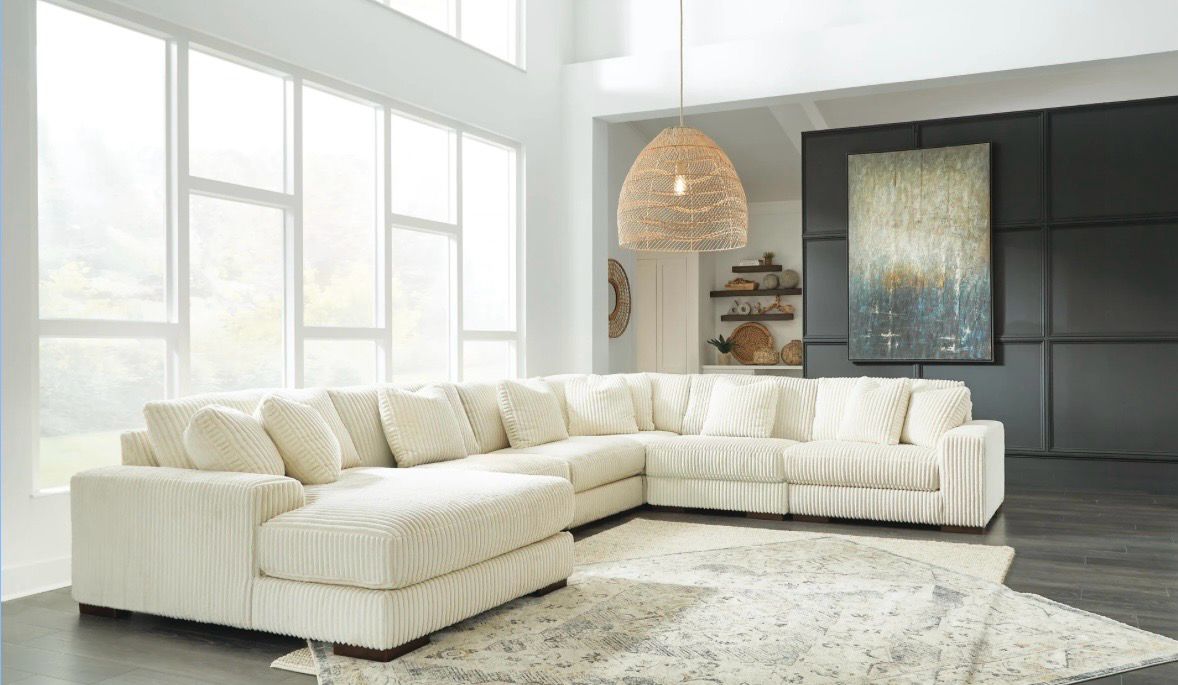 Lindyn 6-Piece Modular Sectional with Chaise