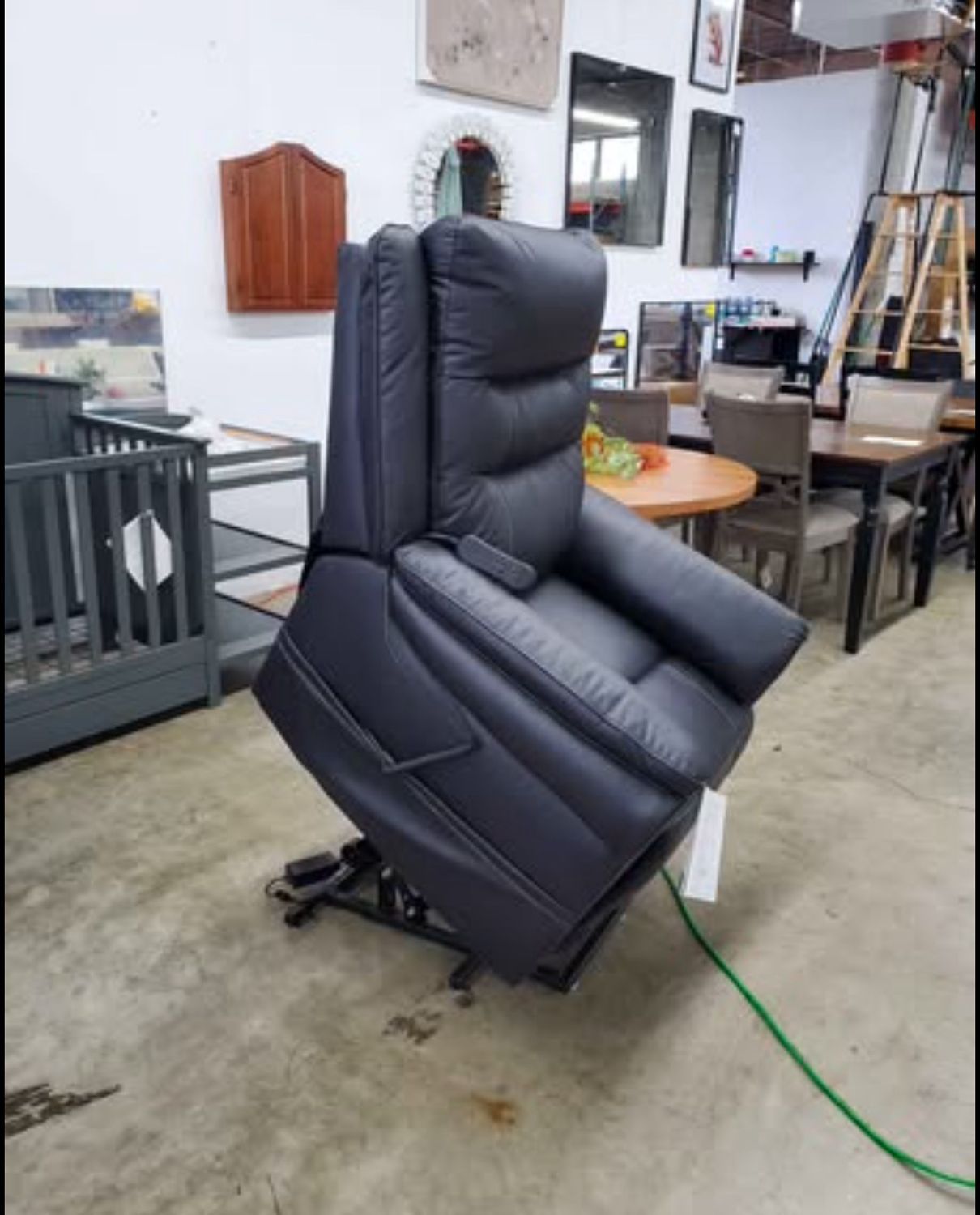 Power Lift Recliner Oatman ashley
