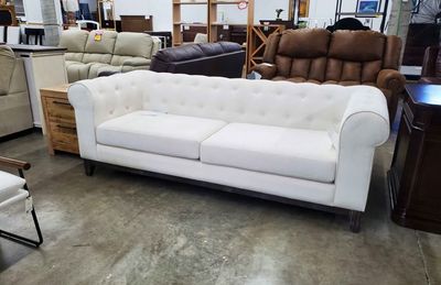 Chesterfield Sofa Couch Gwen Stain Resistant Fabric Button-Tufted
