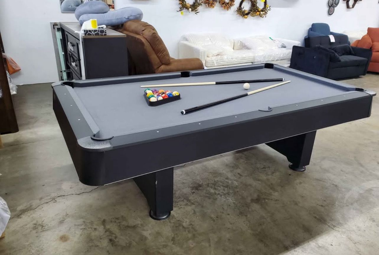 8ft Slate pool table/ Billiards for Competitors - mizerak Dakota
