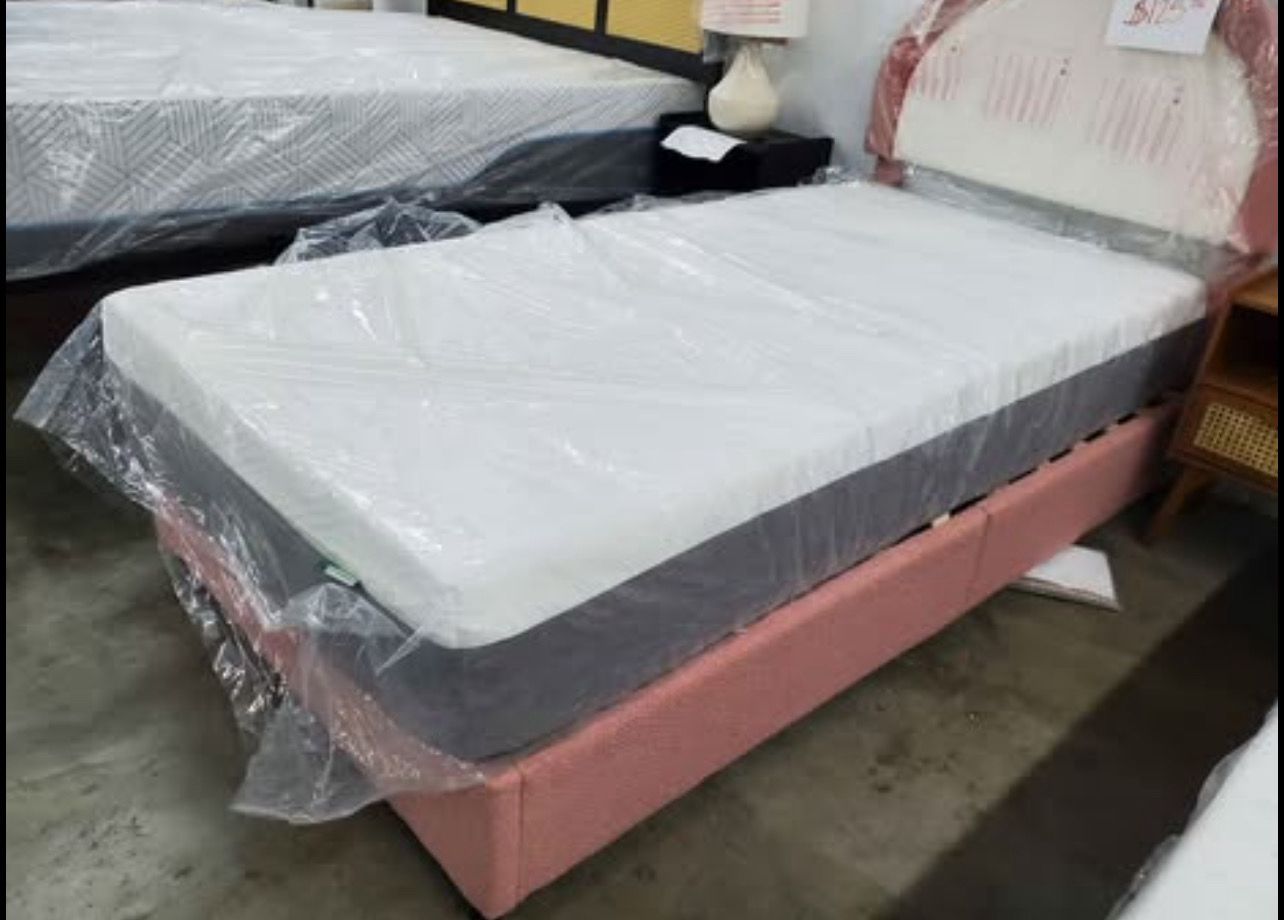 Twin Size Novilla 10 Inch Gel Memory Foam Mattress, Cool