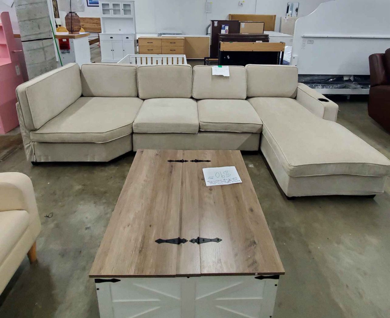 4 pc modular sectional sofs low profile uphostored in cream with a cupholder 4 pc modular sectional sofs low profile uphostored in cream with a cupholder