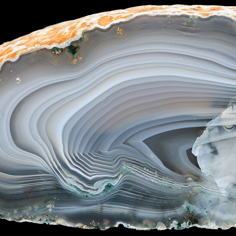 Parallax banding Agate with bold white lines