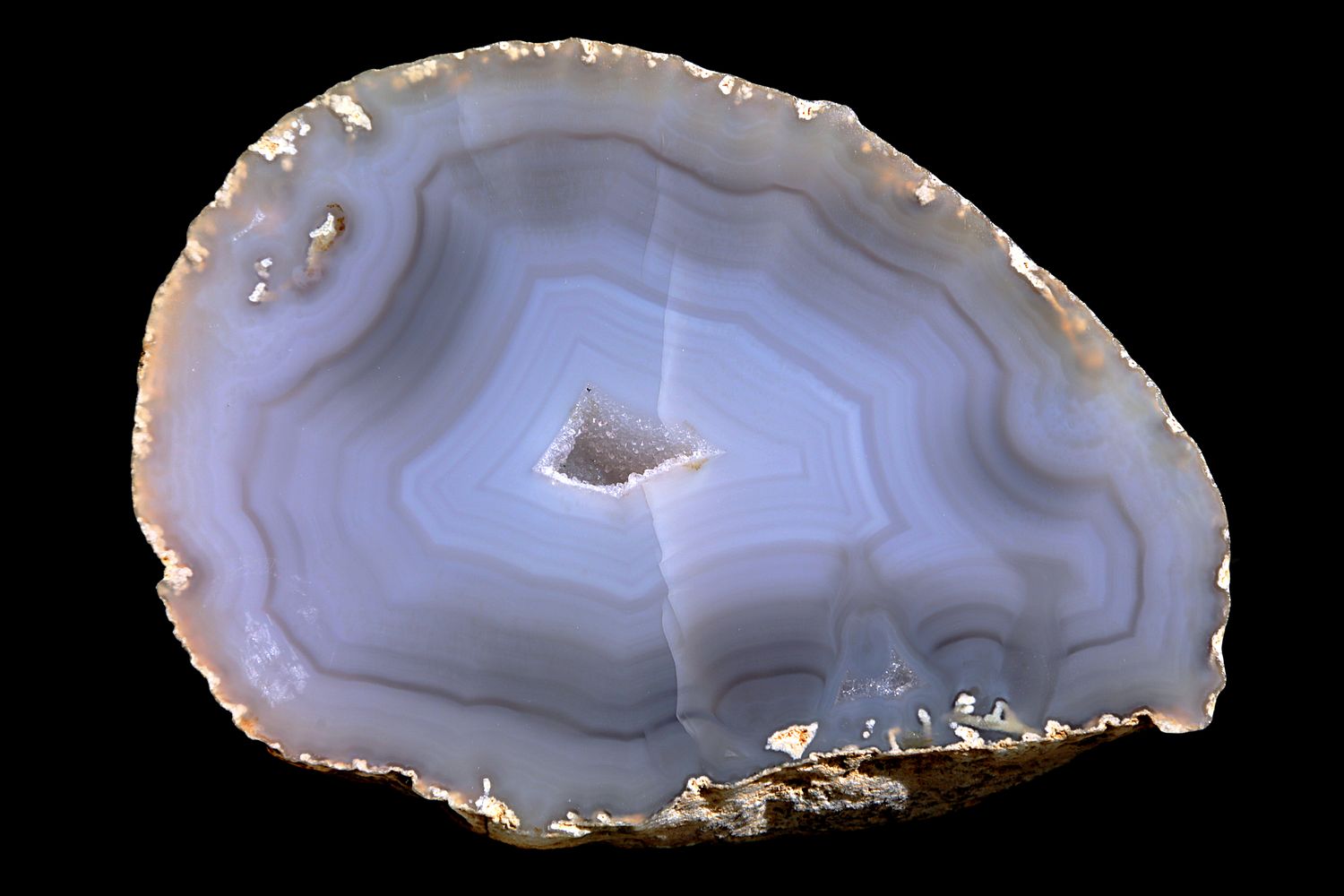 Fortified Agate with a small geode in the centre