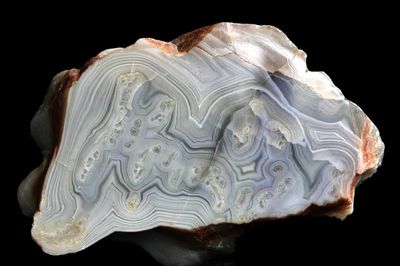 Fortified Agate with bulls eyes and moss