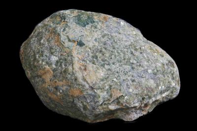 Agate with fortification edge and a crystal centre