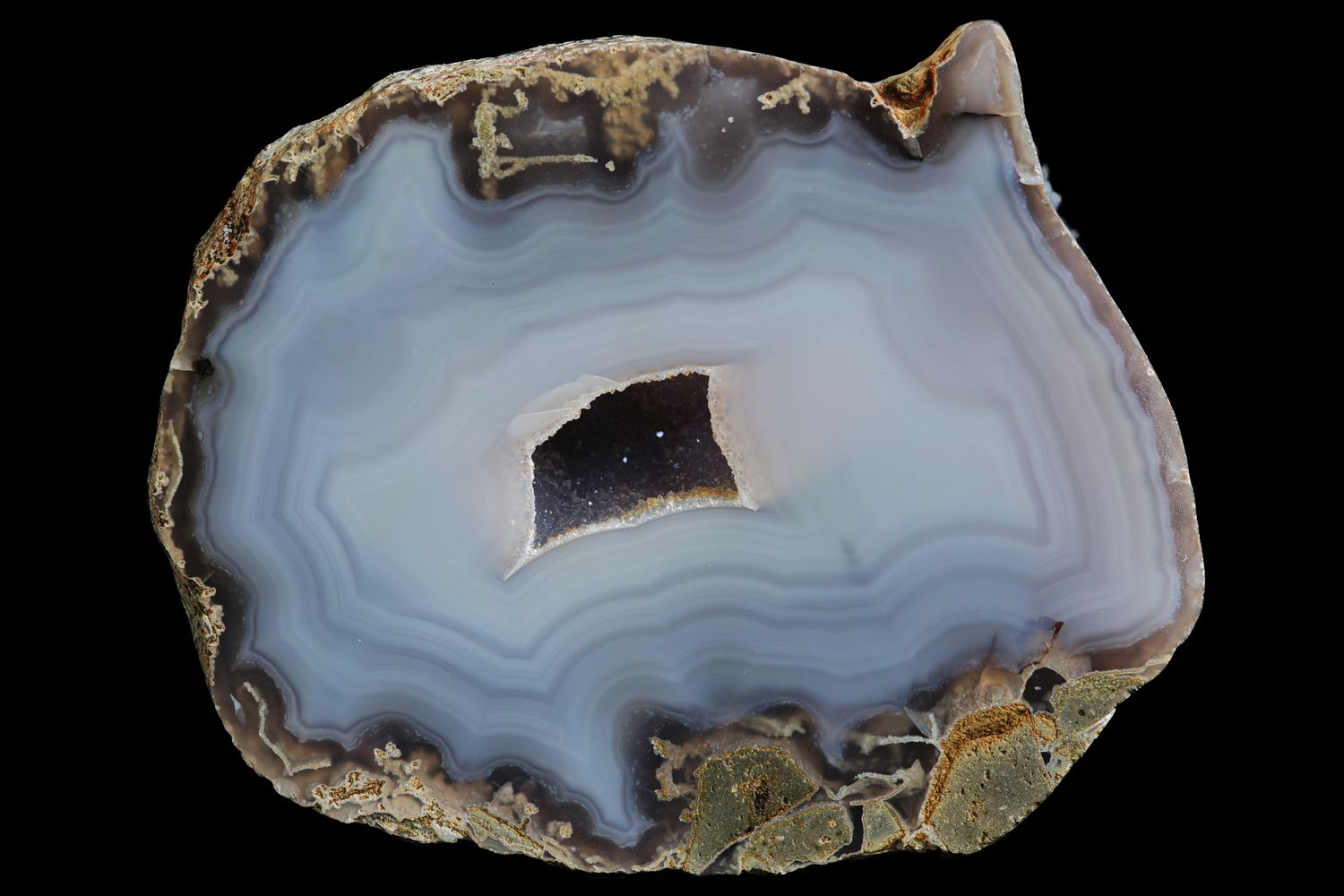 Light Fortification Agate with a deep sparkly Geode